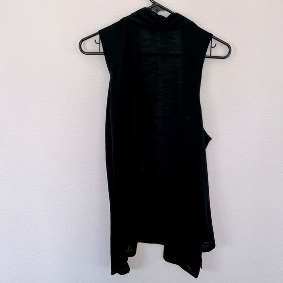 Plus Size Drapey Black Vest - Picture 2 of 3